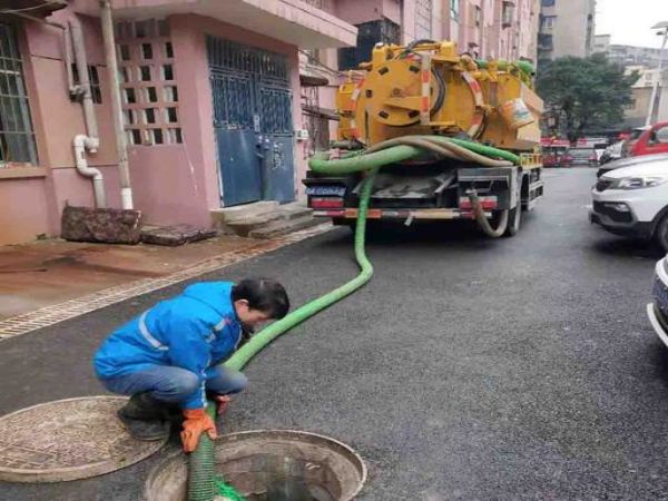 镇江吸污疏通一体车（小型吸污疏通一体车）